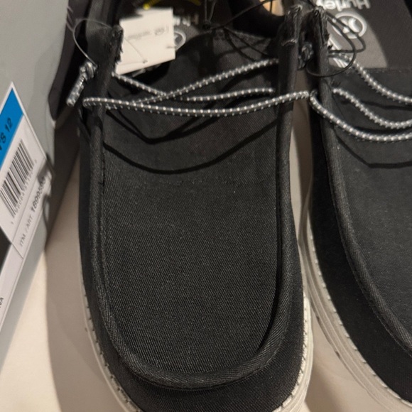 Hurley Men's Black Canvas Slip-On Loafers - Picture 2 of 9